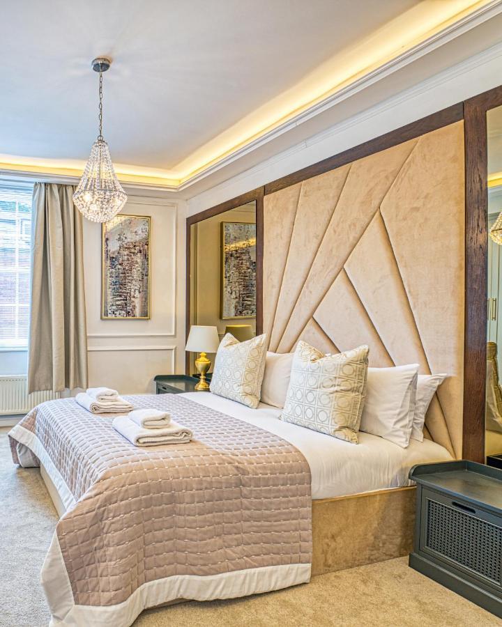 Luxury Georgian Townhouse With Cinema And Parking Chester Exterior foto